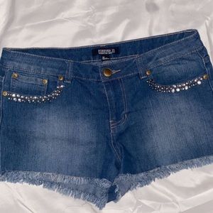 Forever 21 Jean Short W/ Rhinestones Around Pocket